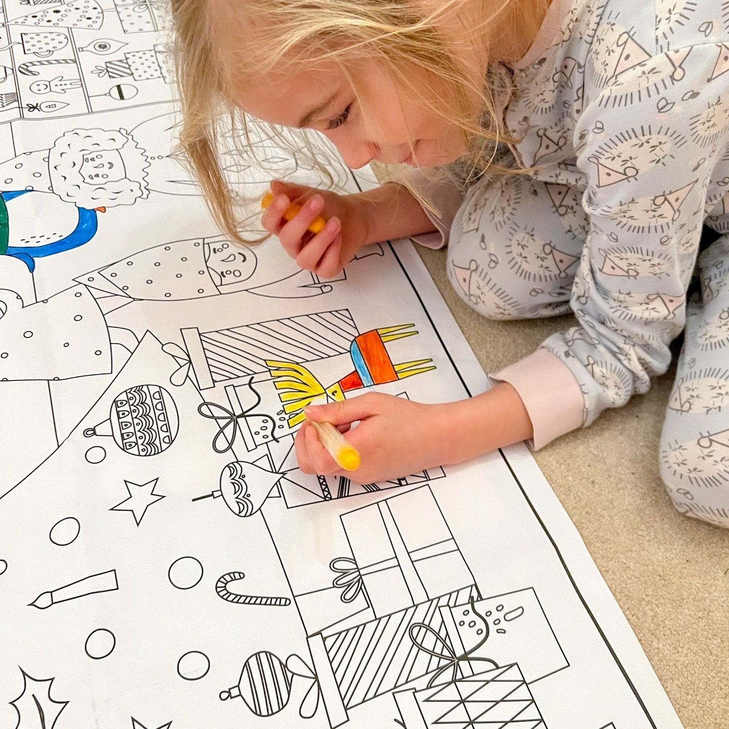 COLOURING POSTER DINOSAUR LAND