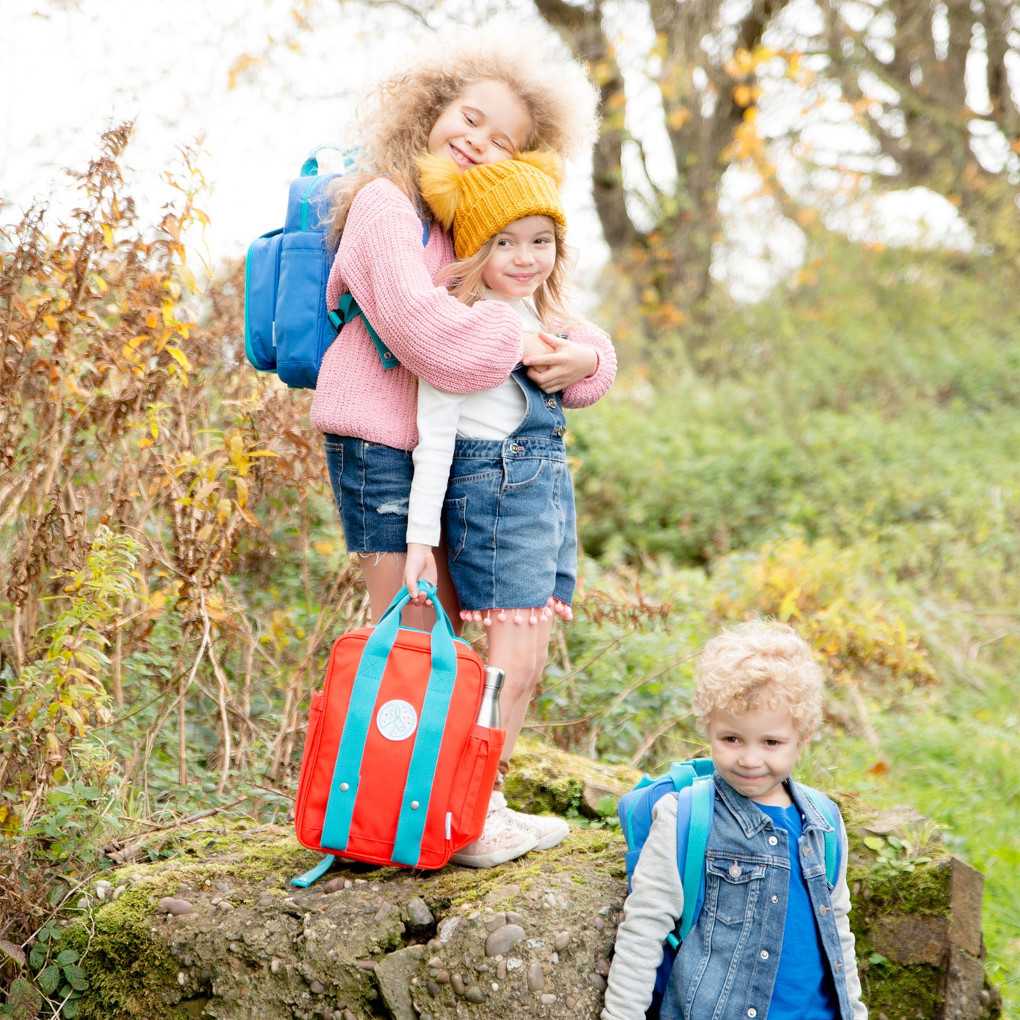 MAGNETIC BACKPACK, LUNCH BAG AND TWIN POUCHES