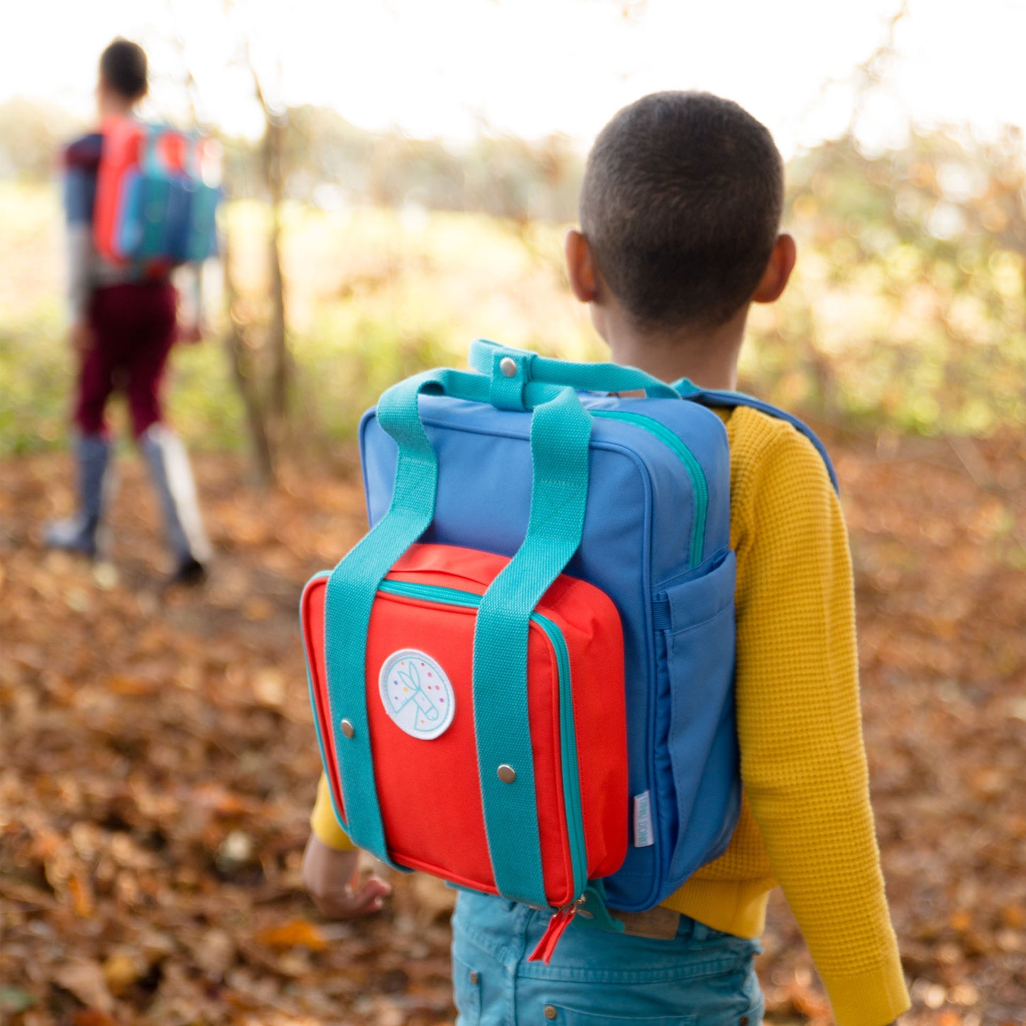 MAGNETIC BACKPACK, LUNCH BAG AND TWIN POUCHES